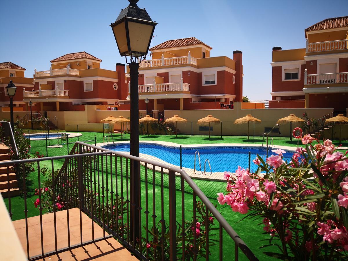 Apartamentos Playamar Roquetas de Mar Esterno foto