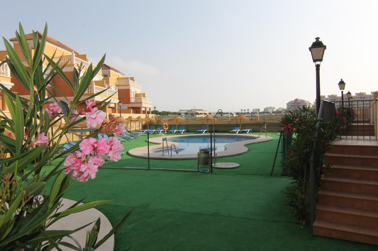 Apartamentos Playamar Roquetas de Mar Esterno foto